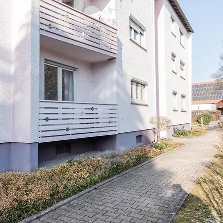 Modernes 3 Zimmerwohnung Nahe Messe & Flughafen *