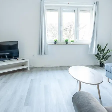 شقة Modernes 3 Zimmerwohnung Nahe Messe & Flughafen لينفلدن اشتردين